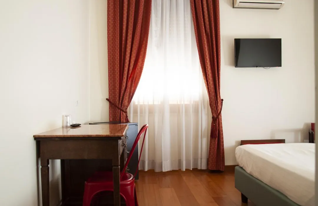 Hotel San Guido-1