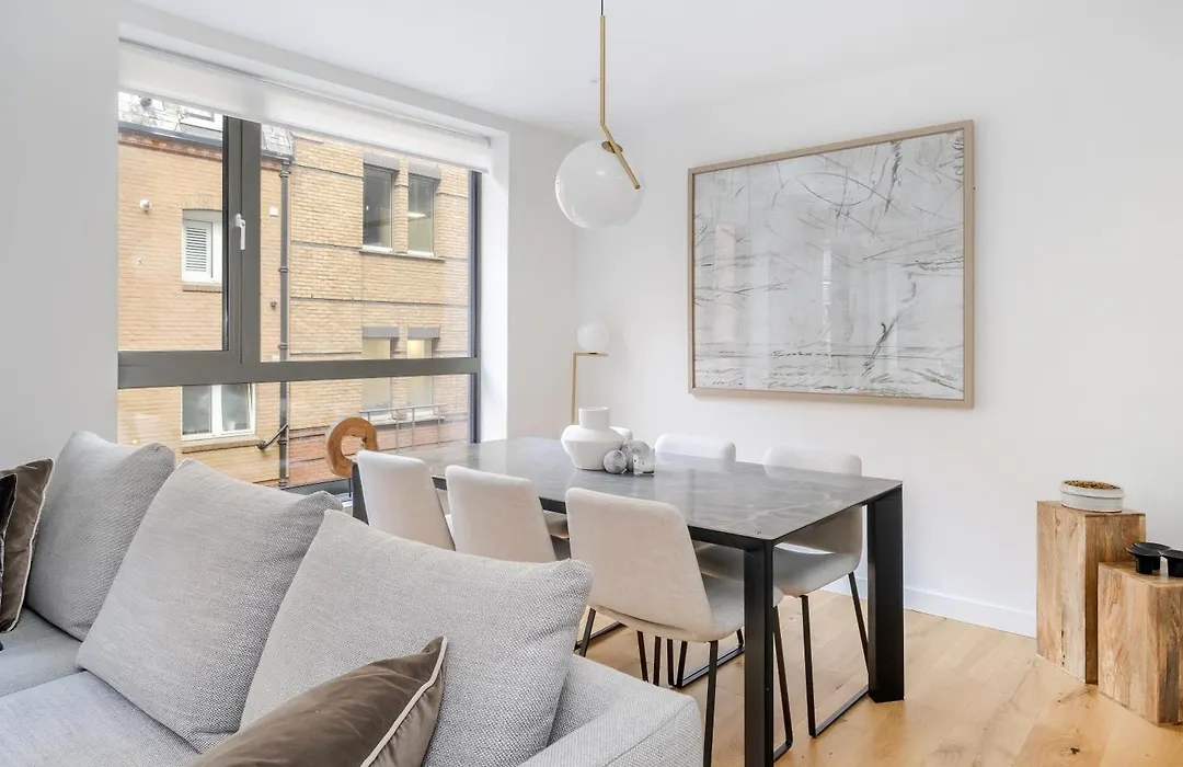 Luxury Central Mayfair Townhouse With Ac 3Br 3Ba-1