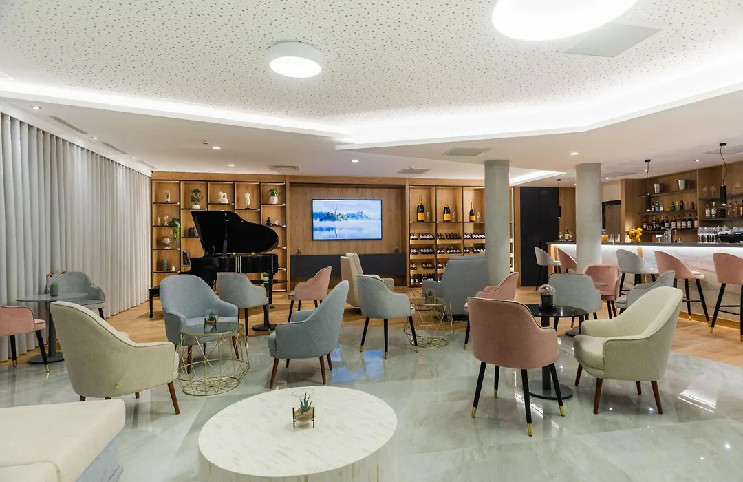 Brit Hotel Paris Orly Rungis-1