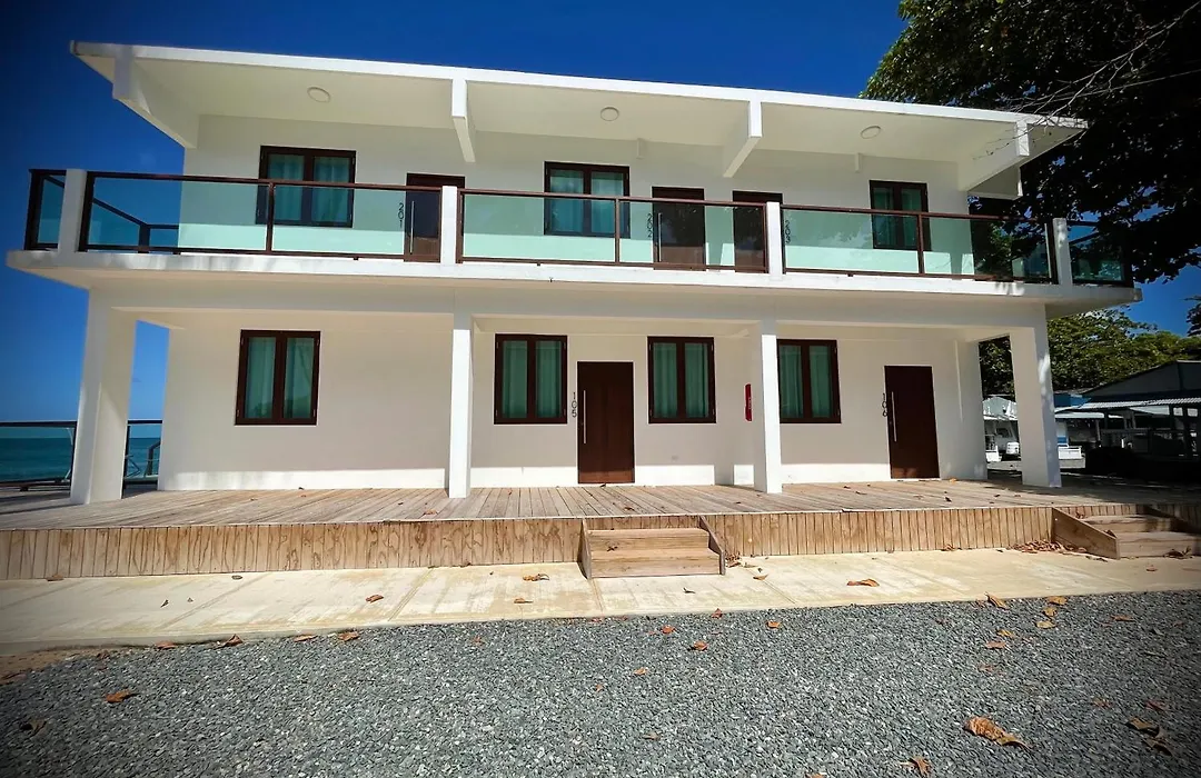 1 Corcega Beachfront Suites-1