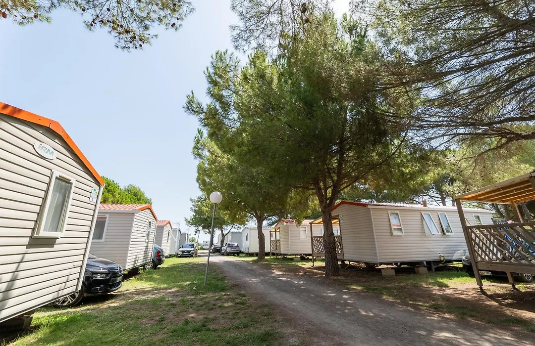 Camping Beau Rivage-1