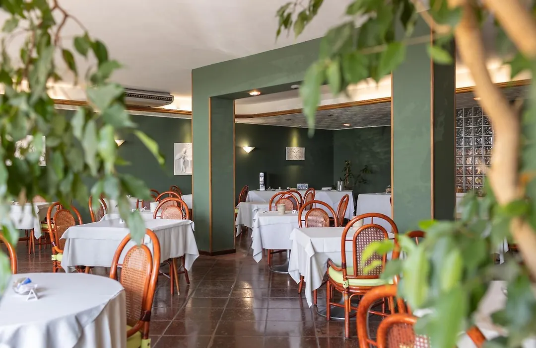 Hotel Kristina-1