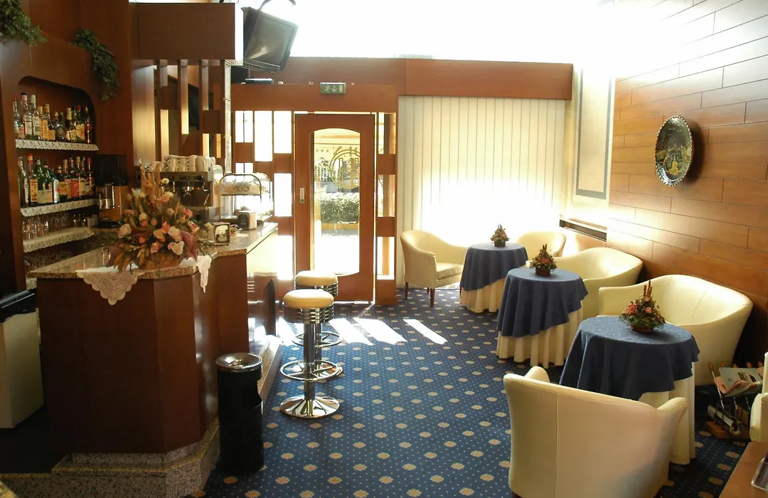 Hotel Lincoln-1