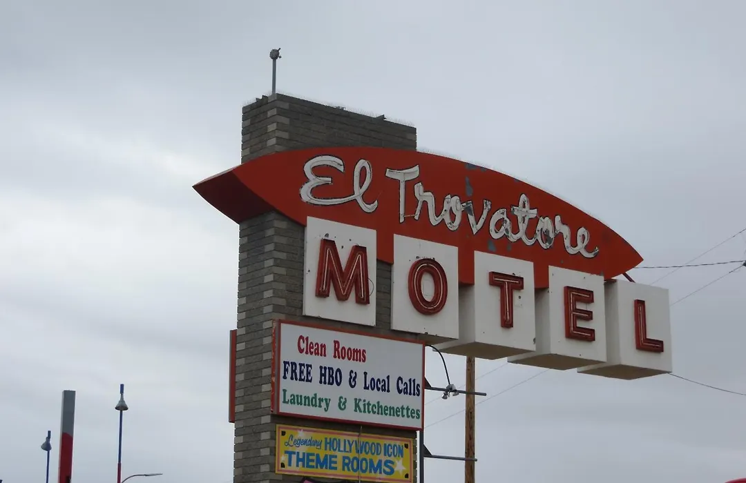 El Trovatore Motel-1