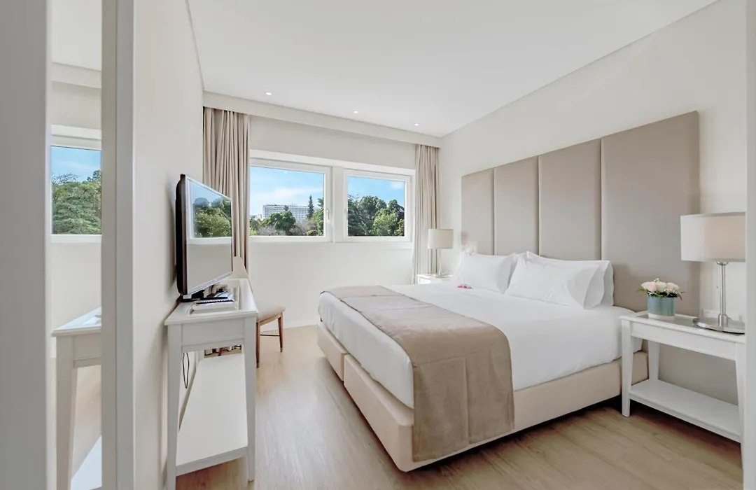 Lisboa Central Park Hotel Suites&Studios-1