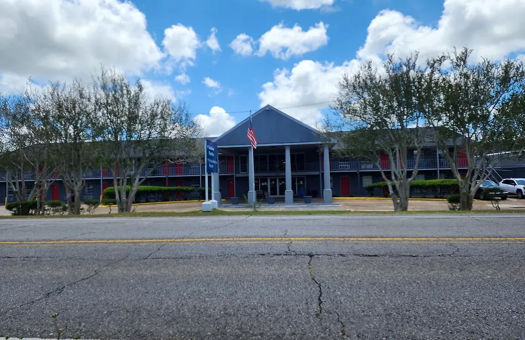 Red Carpet Inn - Houma-1