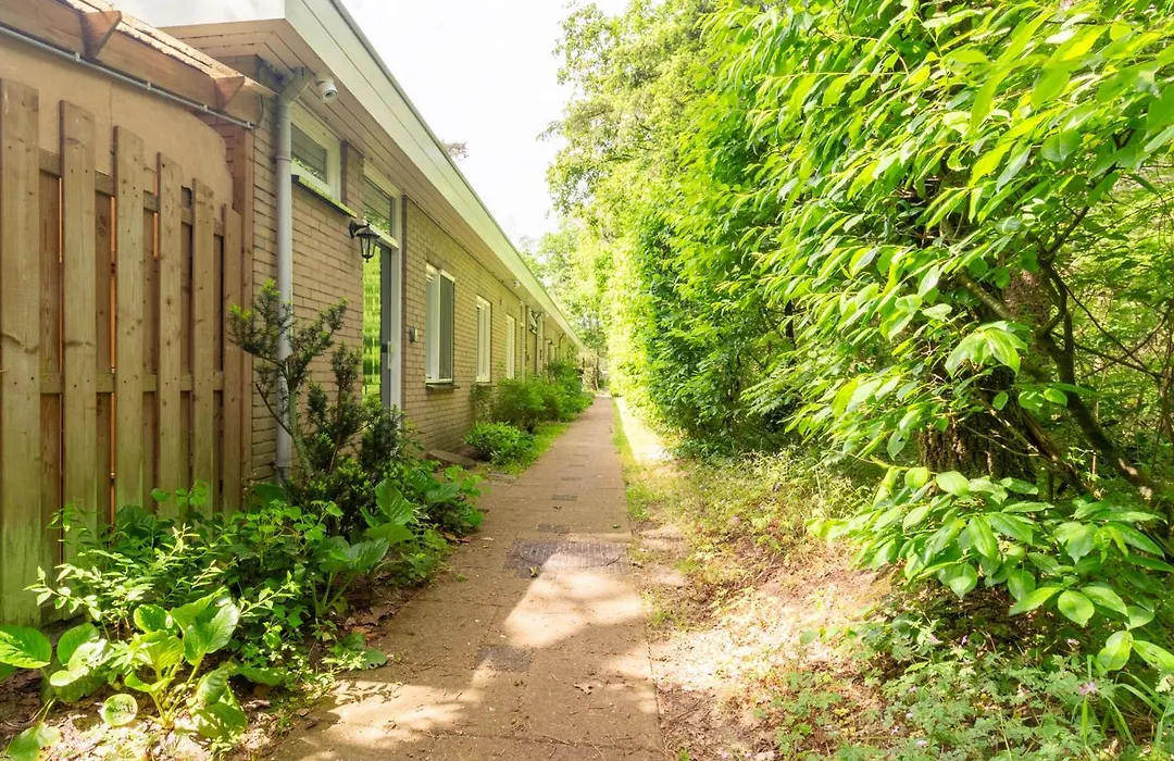 Hoefbos Bungalow-1