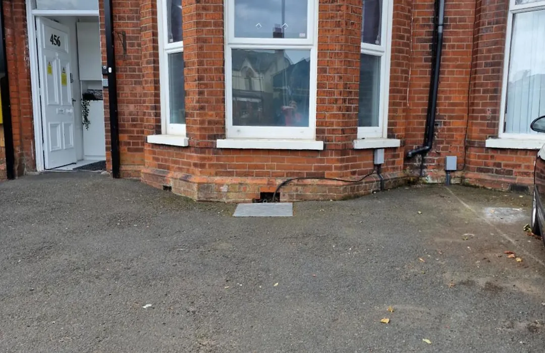Aunty Katie'S House, Ni Tourist Board Certified & Located On The Main Oldpark Road To Belfast, With Free Continental Breakfast & Free Ultra Fast Sky Internet, Free Sky Sports & Free Sky Cinema, Self-Check In After 10Pm Gmt-1