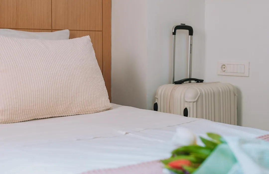 Chic Hotel-1
