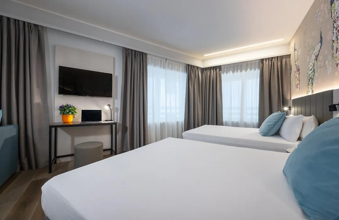 Ih Hotels Milano Centrale-1