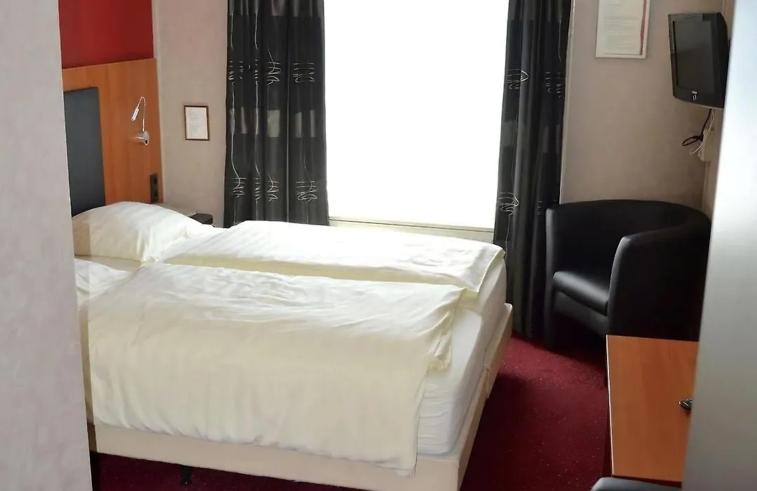 Hostellerie Valckenborgh - City Centre & Parking-1