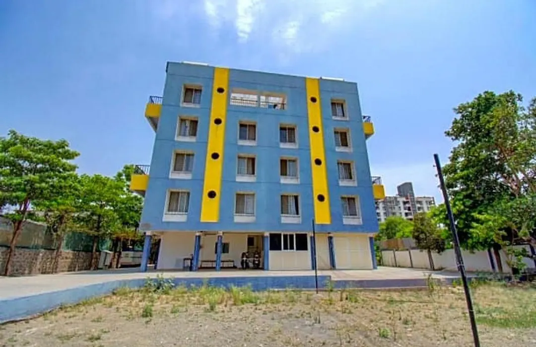 Amber House-1