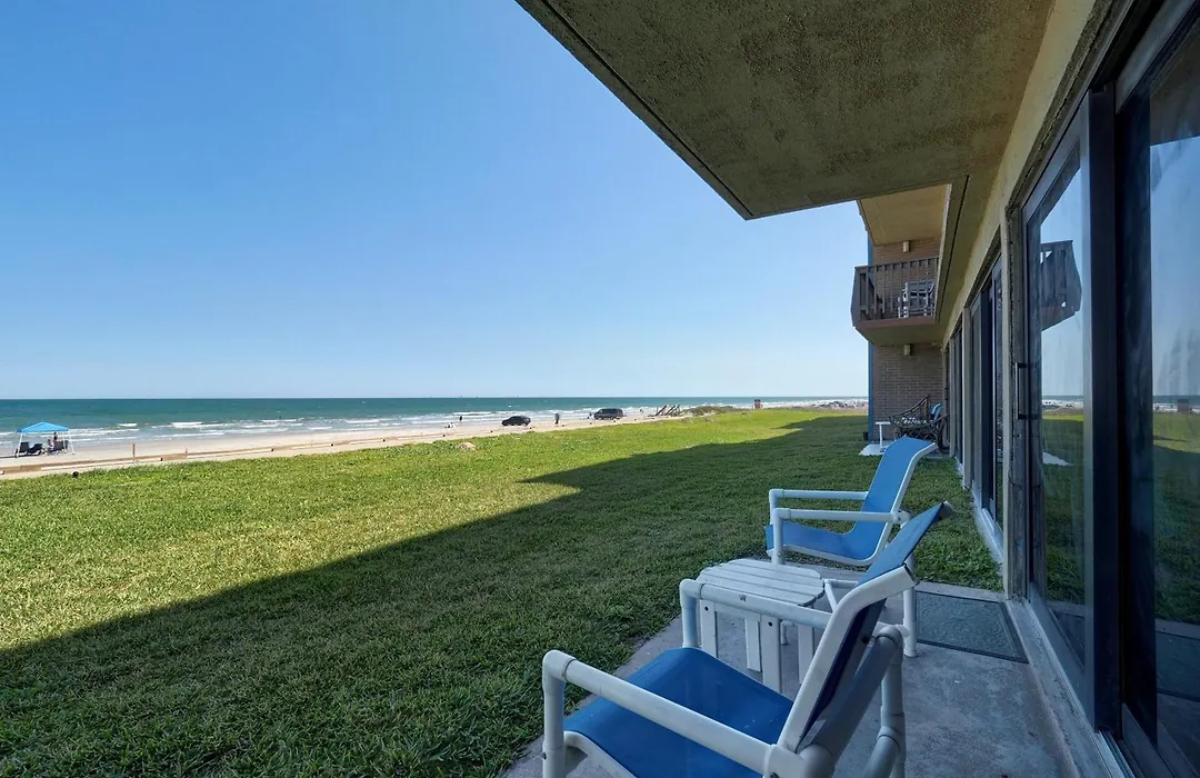 On The Beach Beachfront Condo Direct View & Access To Beach Heated Pool Island House Condominiums Unit 113-1