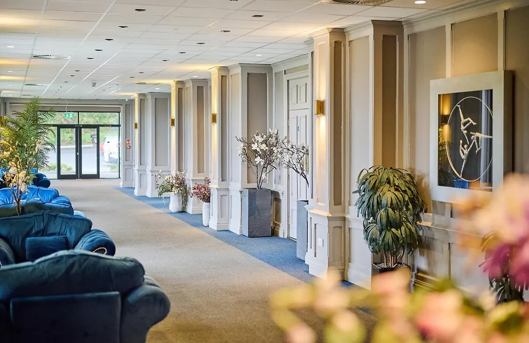 Comis Hotel & Golf Resort-1