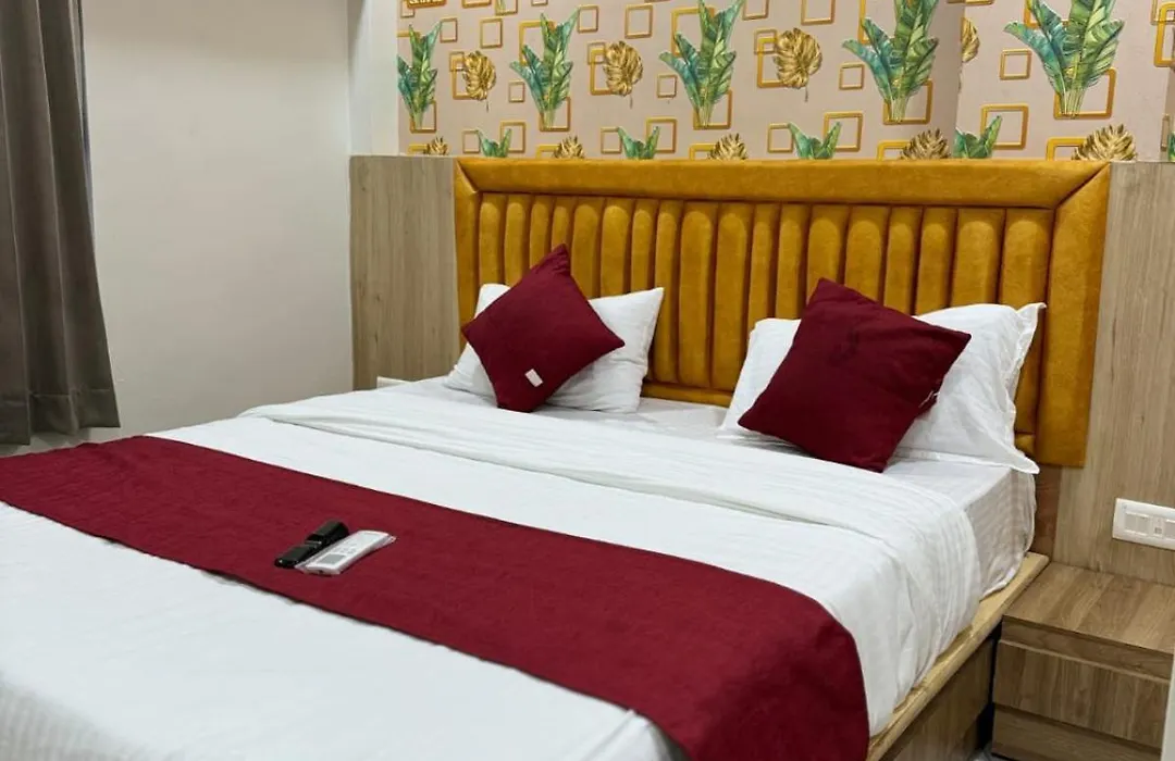 Hotel Alpine-1
