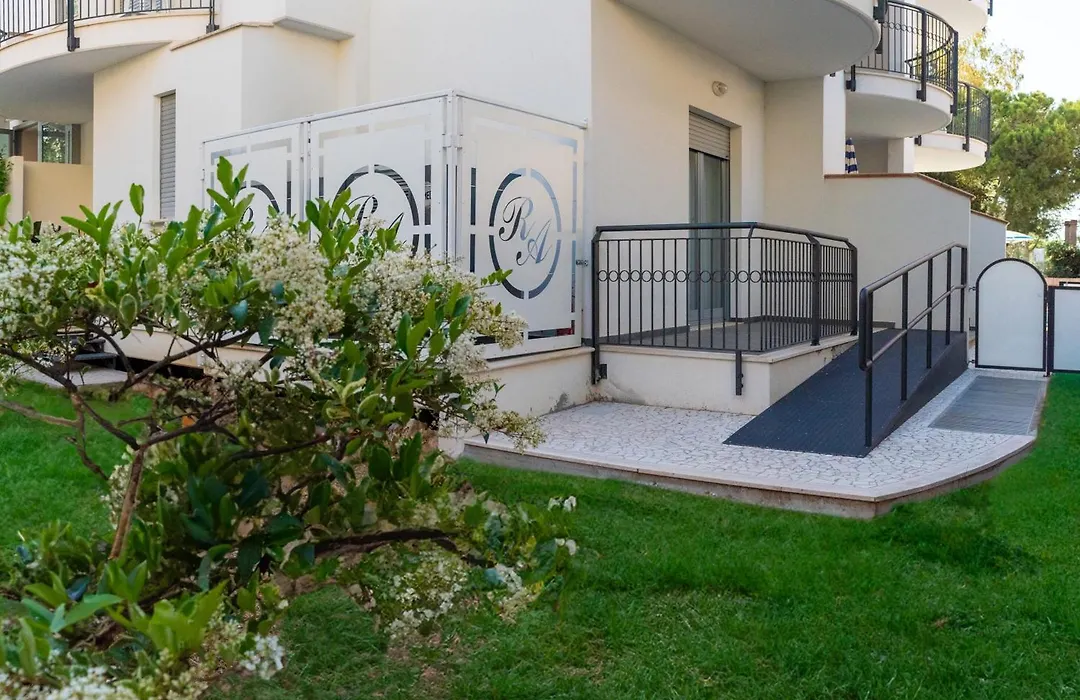 Altamira Residence-1