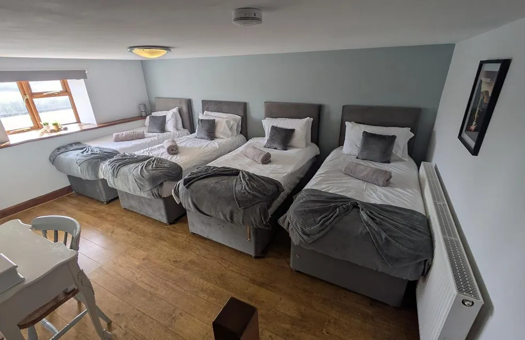 Vale Farm Cottages-1