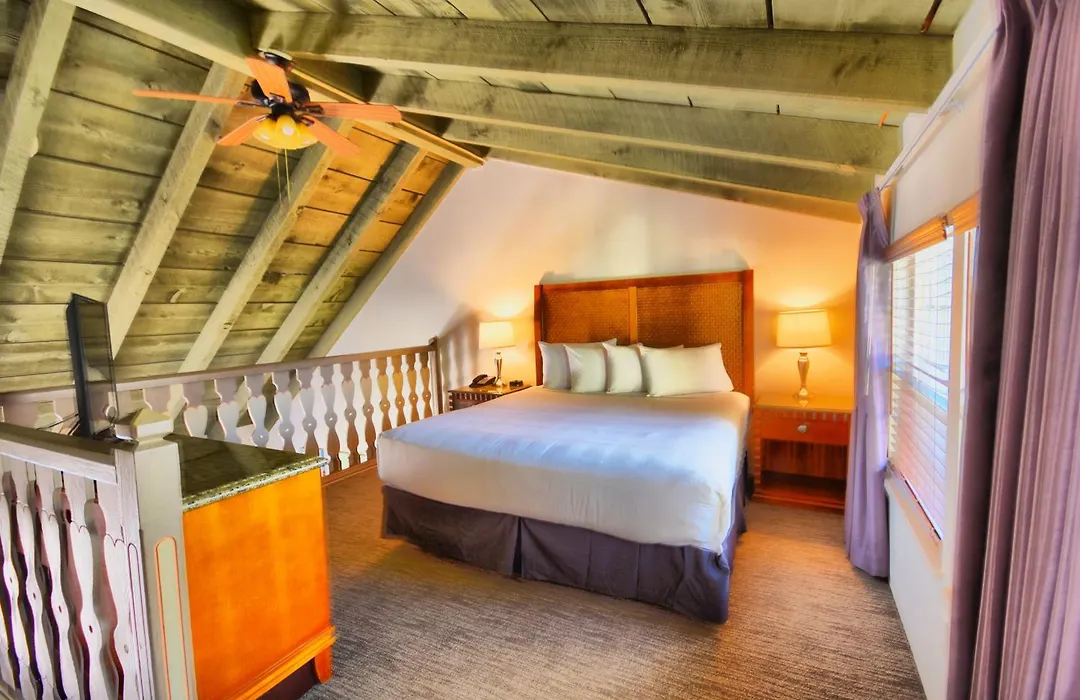 Royal Copenhagen Inn-1