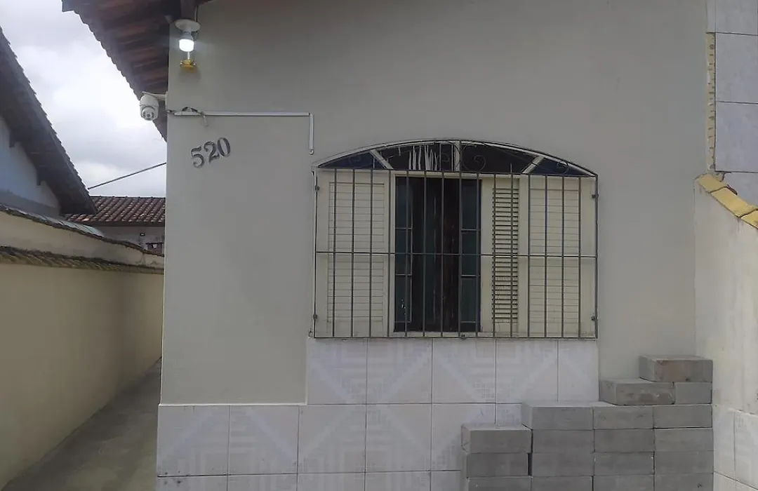 Casa em Mongaguá com piscina 2025 #-1