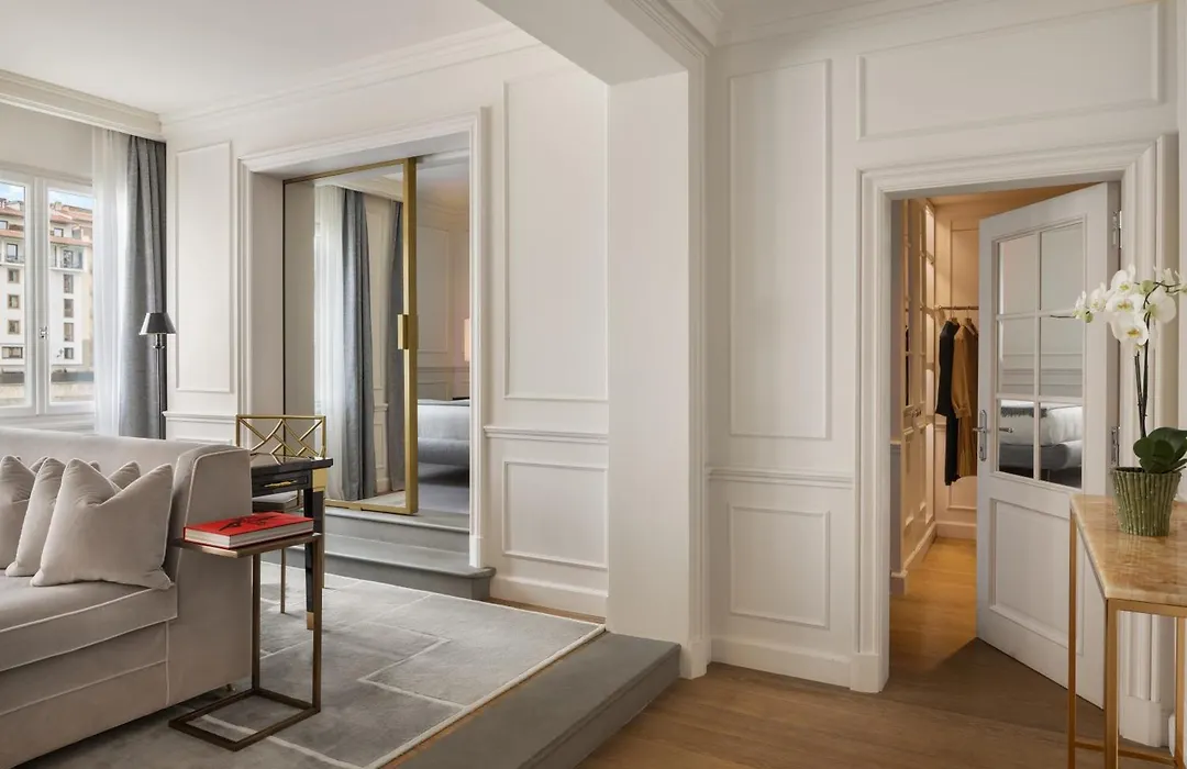 Lungarno Luxury Apartments - By Lungarno Collection-1