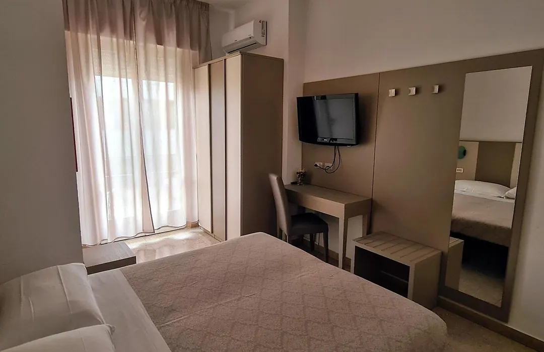 Hotel Camelia-1