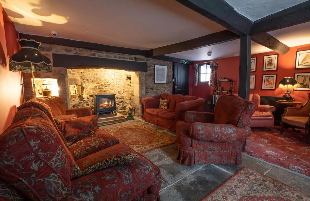 The Old Vicarage Hotel & Restaurant-1