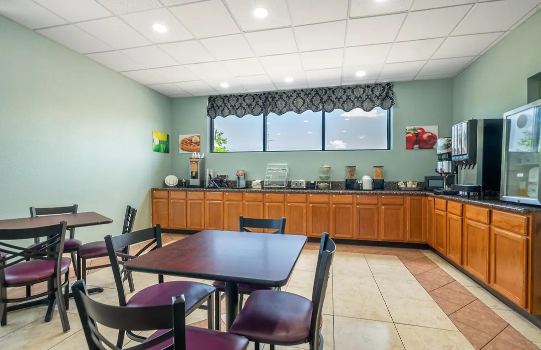 Quality Inn Chesapeake - Greenbrier-1