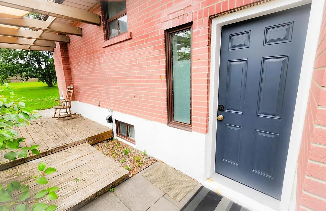 Richview Gardens Apartment-1