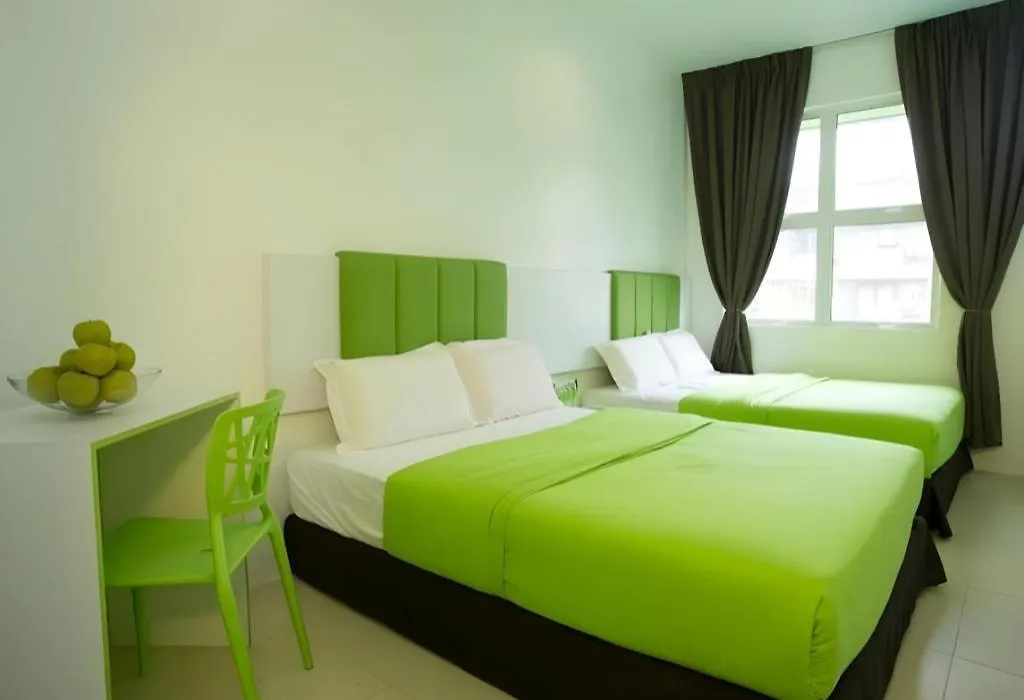 Apple Hotel-1