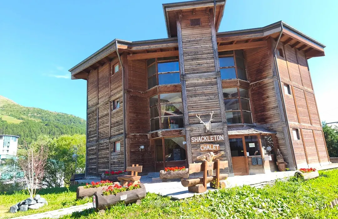 Shackleton Chalet-1
