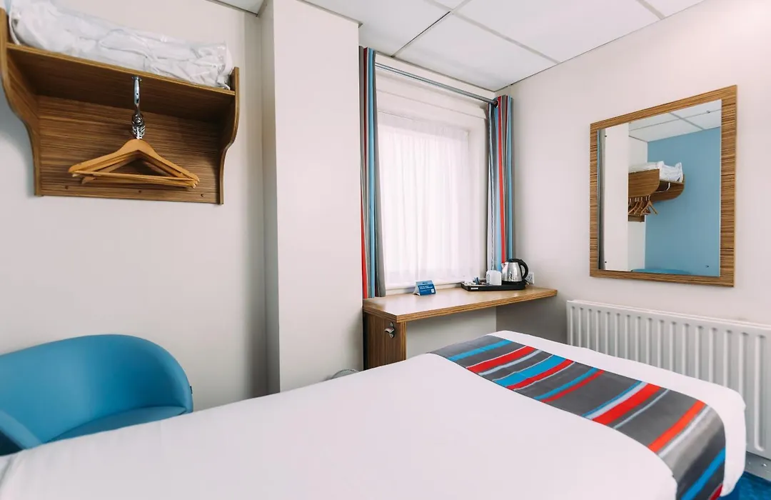 Travelodge Belfast-1