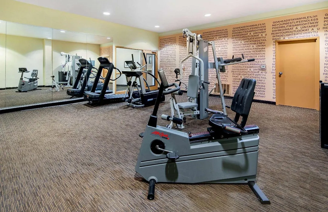 La Quinta Inn & Suites By Wyndham Irvine Spectrum-1