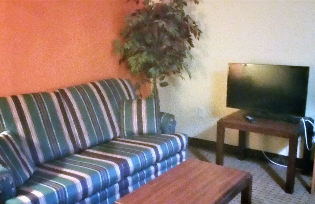 Best Value Inn & Suites Parry Sound-1