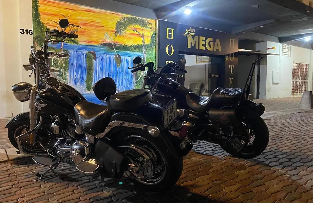 Mega Hotel-1
