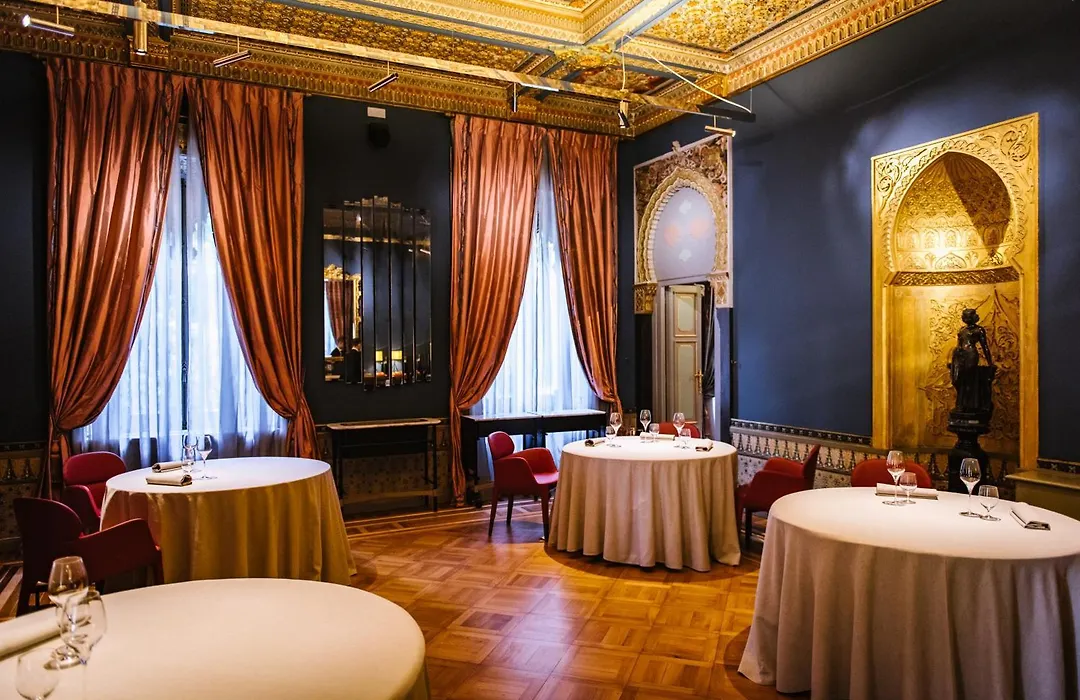 Relais & Chateaux Villa Crespi-1