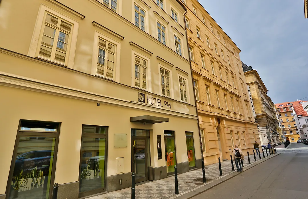 Hotel Pav-1