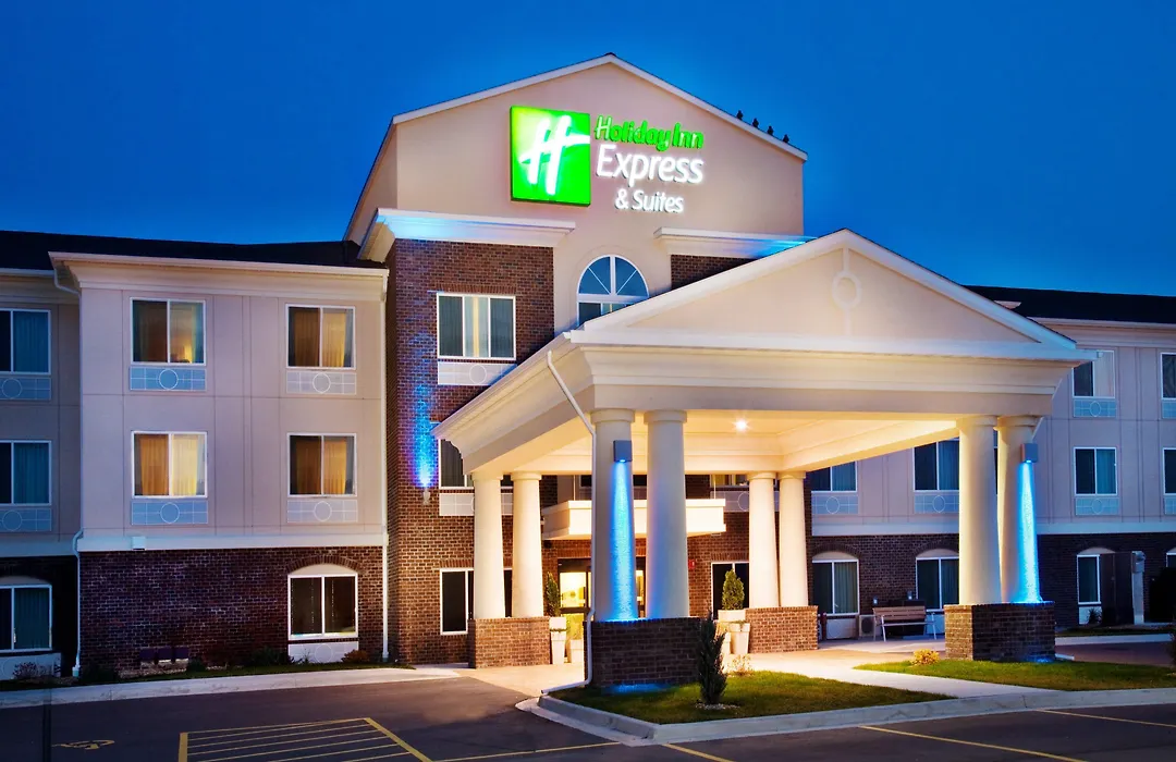 Holiday Inn Express Hotel & Suites - Dubuque West By Ihg-1