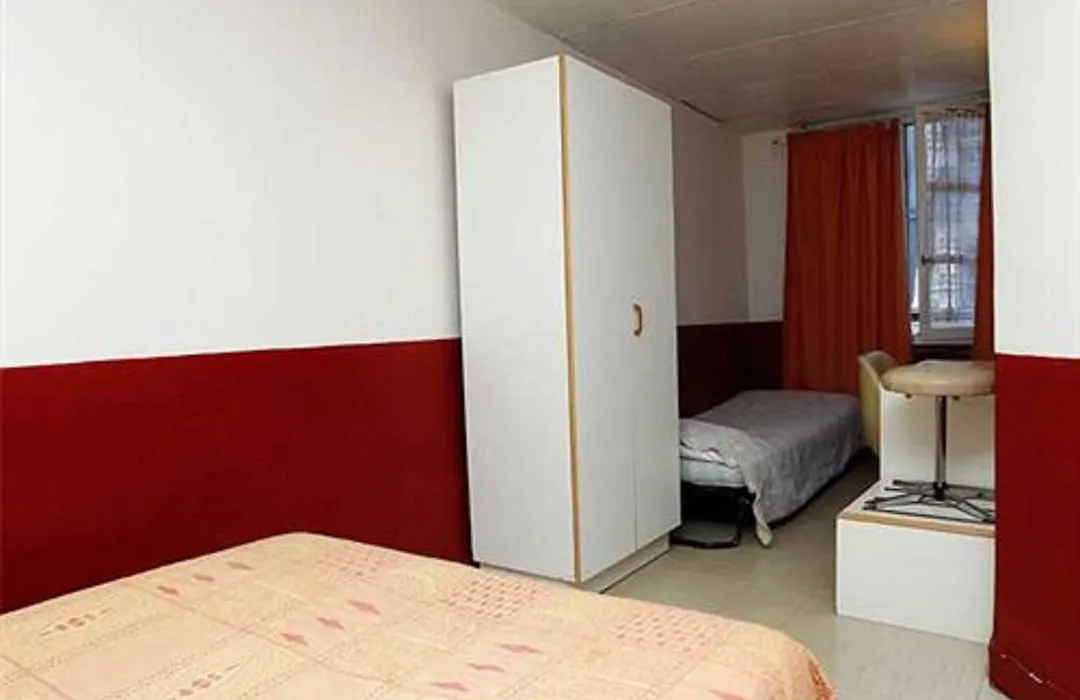 Hotel Du Pont Neuf-1