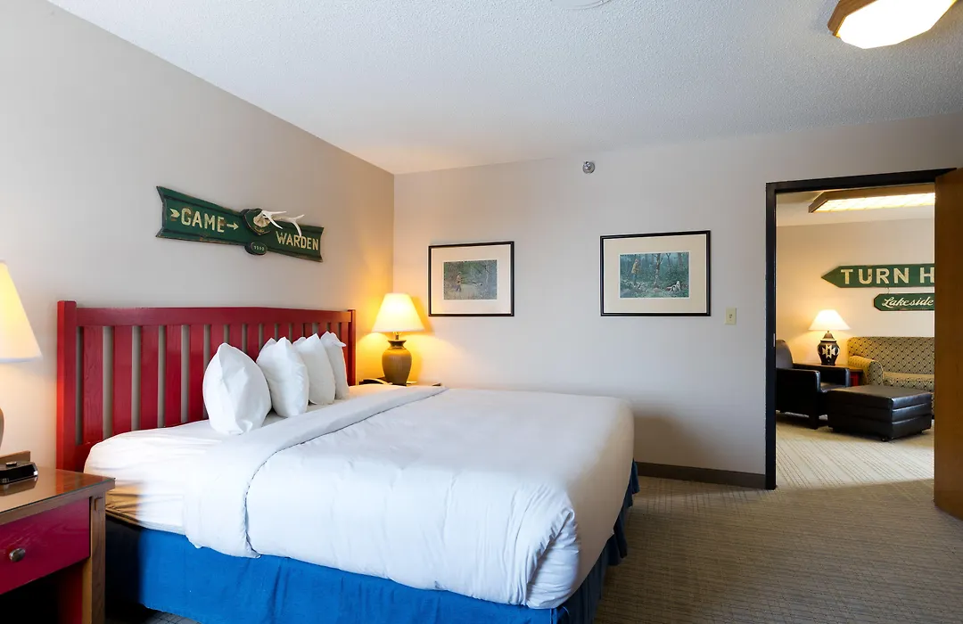 Wildwood Lodge & Suites-1