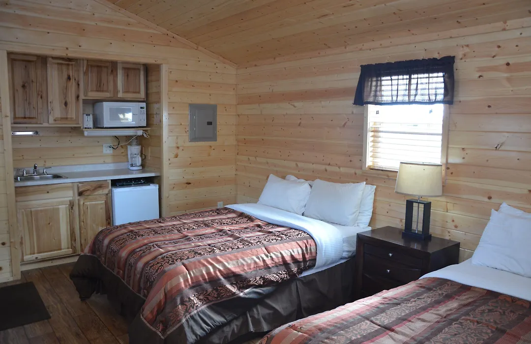 Roosevelt Inn & Suites-1