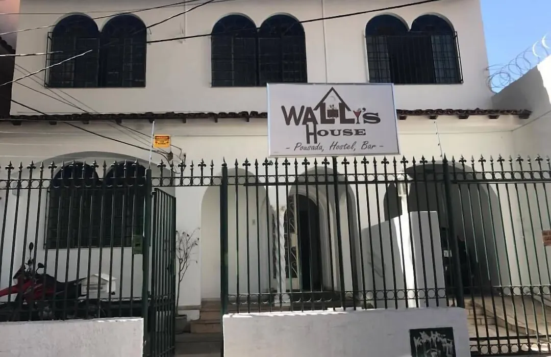Wally'S House Hostel-1