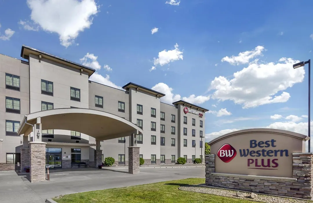 Best Western Plus Williston Hotel & Suites-1