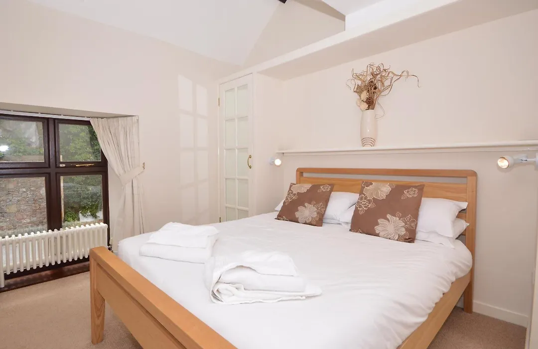 8 Torwood Gables-1