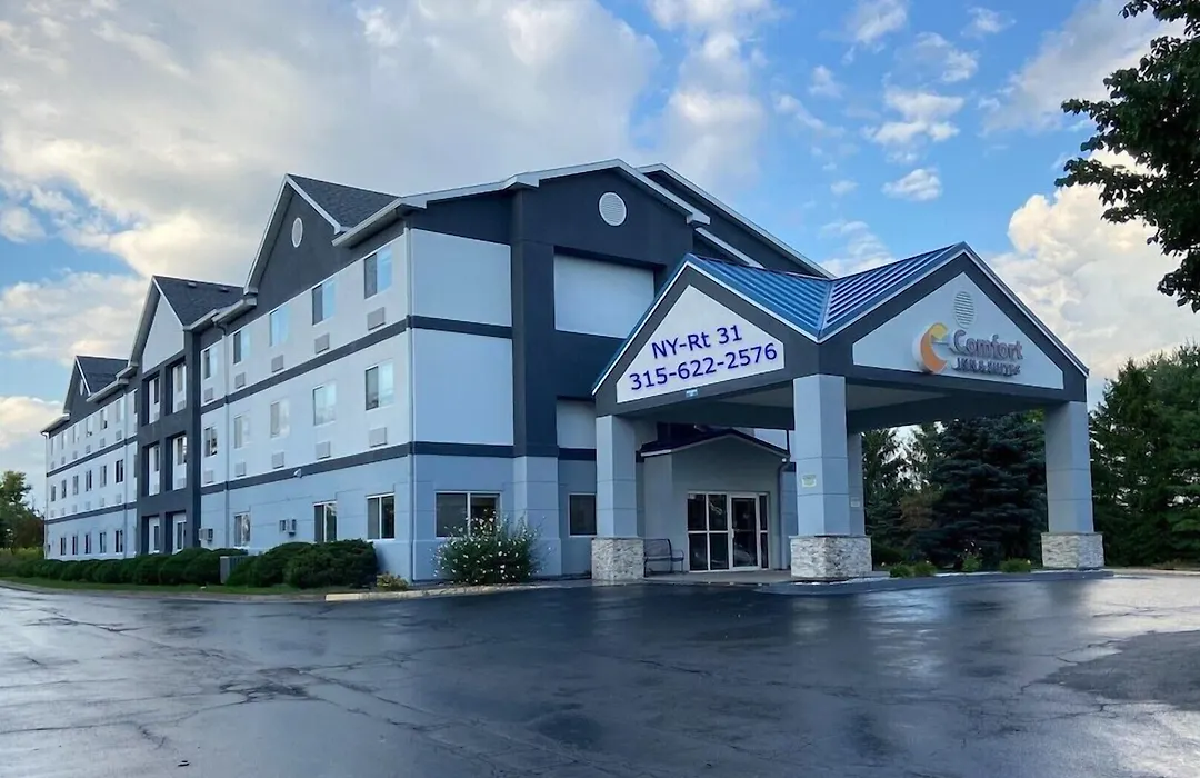 Comfort Inn & Suites Liverpool - Syracuse-1