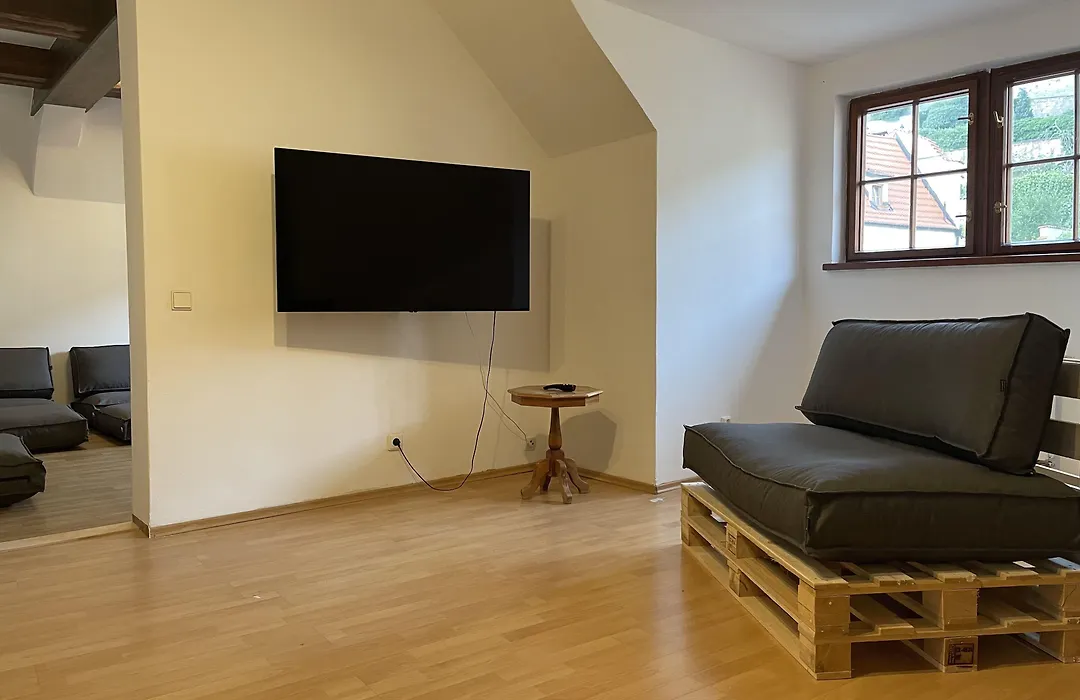 Hostel Little Quarter-1