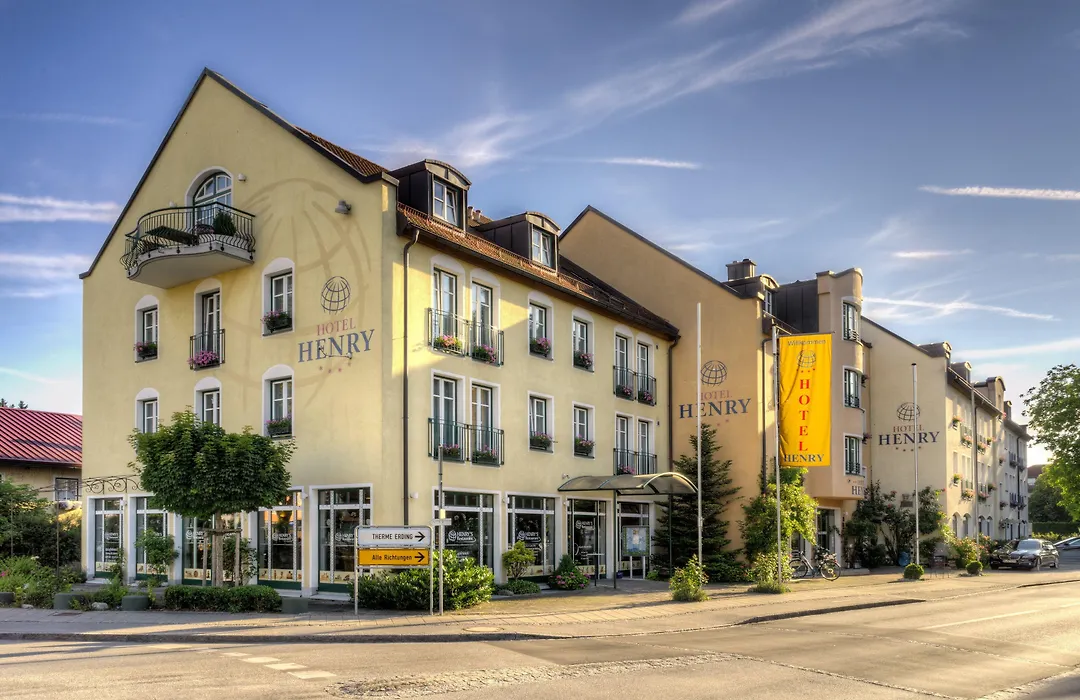 Hotel Henry-1