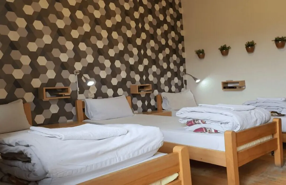Envoy Hostel And Tours-1