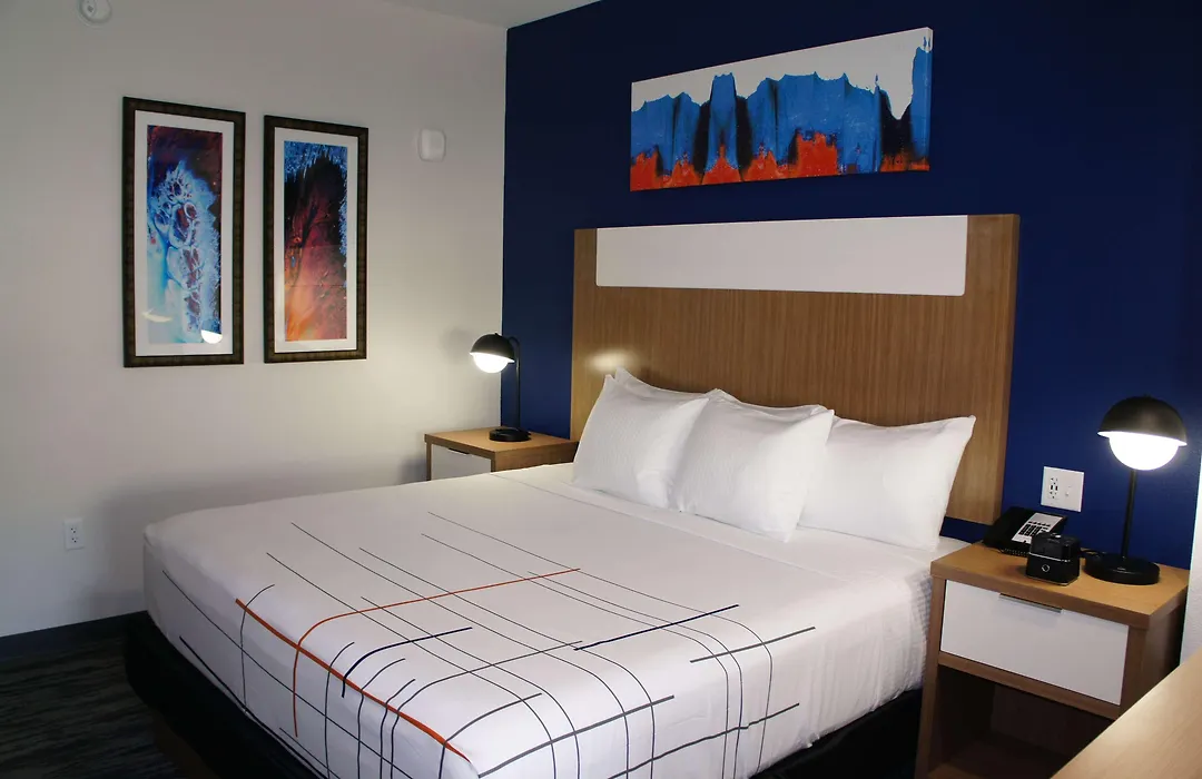 La Quinta Inn & Suites Katy-Mills By Wyndham Katy-1