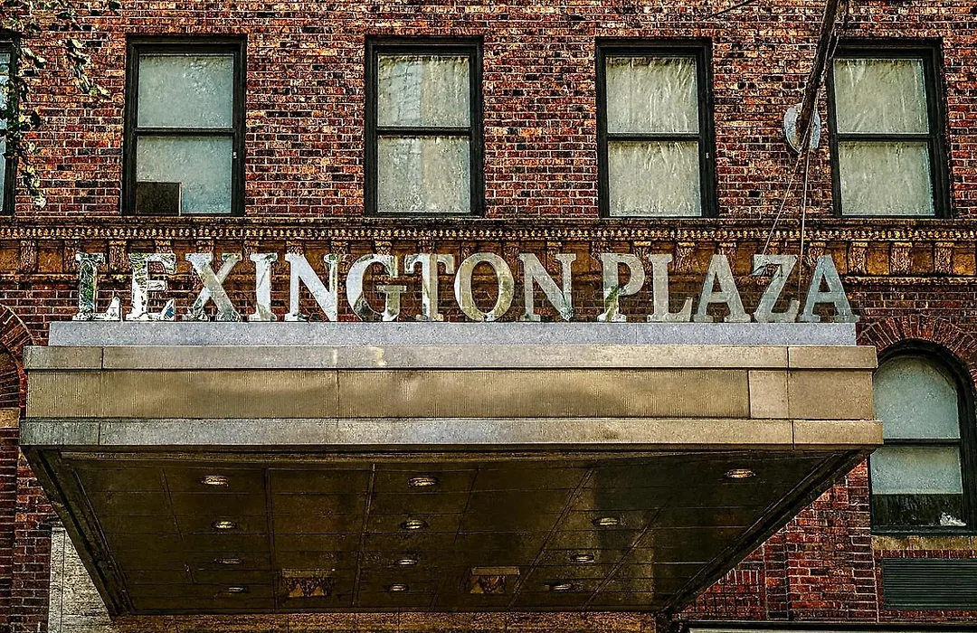 Lexington Plaza Hotel-1
