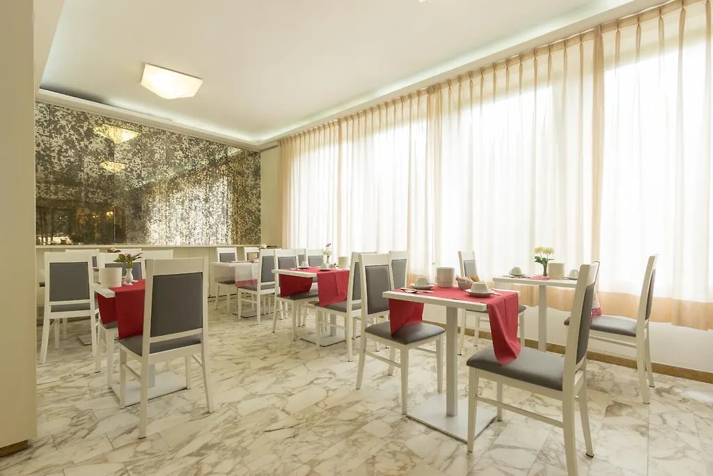 Hotel Roma-1